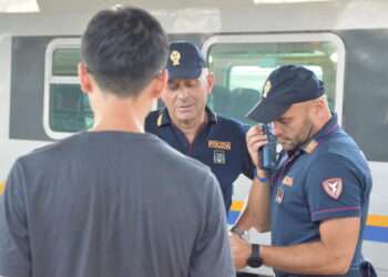 Bimba aggredita da straniero alla stazione di Bologna: ecco i limiti del decreto sicurezza varato dal governo.