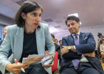 Voto calabrese: sconfitti Schlein, Conte. La disaffezione al 60%