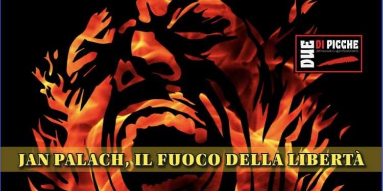 JanPalach --- **Nota al testo** Sono passati oltre cinquant’anni dal sacrificio di Jan Palach: una storia prima negata, poi a lungo rimossa, e ancora oggi poco conosciuta. La **Primavera di Praga** e la sua repressione sono state oggetto di numerosi saggi storici, indispensabili per comprendere il contesto politico e la violenza del regime comunista imposto dall’invasione sovietica. Accanto a questi studi, merita una segnalazione particolare il fumetto ***Jan Palach 1969 – Una torcia nella notte***, di **Ferrogallico**, da cui è tratto l’incipit di questo testo. Un’opera che restituisce, con forza narrativa e profonda umanità, il senso del sacrificio di Jan Palach e il clima morale di quei giorni tragici. Per chi fosse